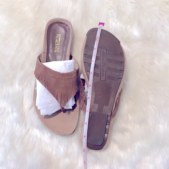 🆕BOHO🪶Kenneth Cole’s Comfy Suede Fringe Sandals - Picture 7 of 16